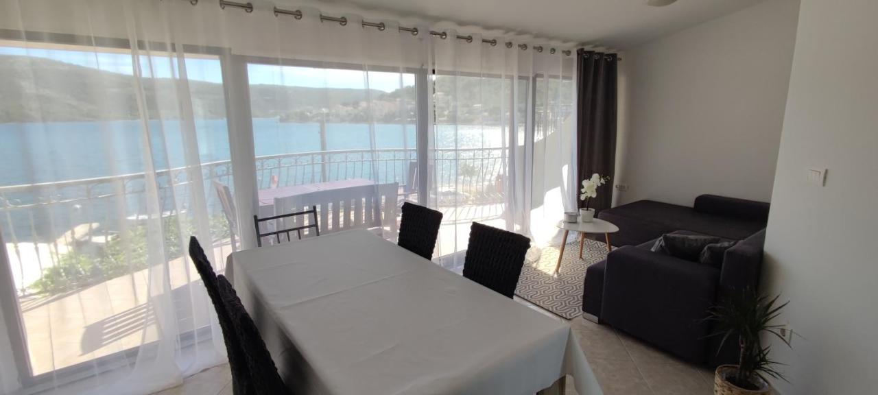 Apartman Mila มารีนา ภายนอก รูปภาพ